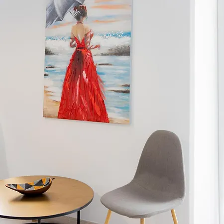 5 Terre Blue Light House