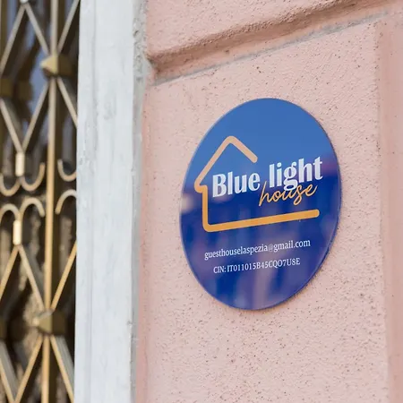 Blue Light House - Centro, 5 Terre A 5 Min Daire La Spezia