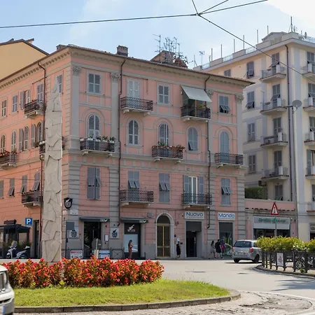 Daire Blue Light House - Centro, 5 Terre A 5 Min *