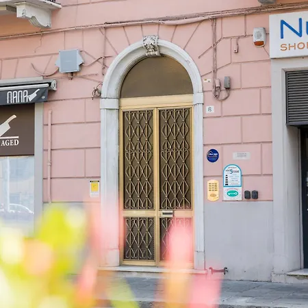 5 Terre Blue Light House * La Spezia